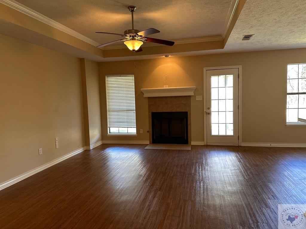 518 E. Greenfield Dr.