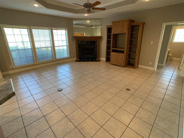 7219 N. Richland