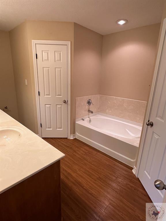 518 E. Greenfield Dr.