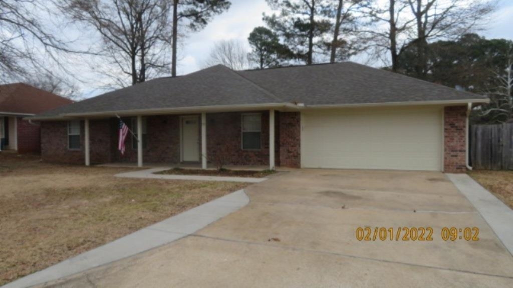 Extremely well maintained, 3 bedroom, 2 bath home in excellent condition. Fenced back yard with gazebo over back patio. Small storage building.