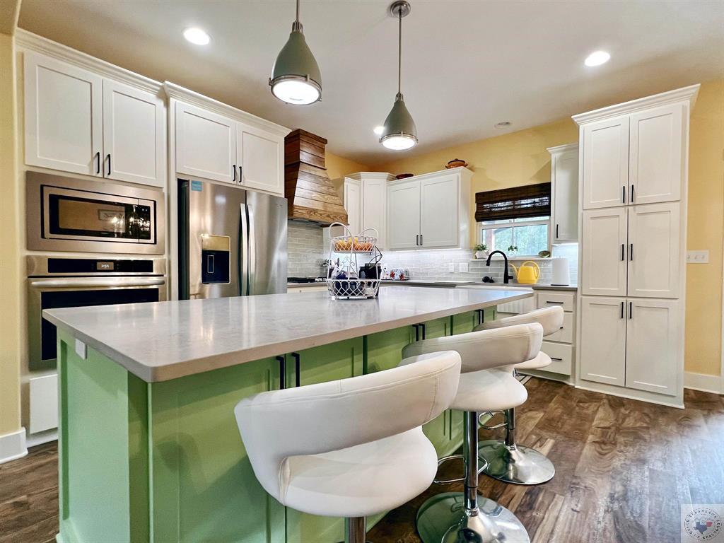 215 Lillian