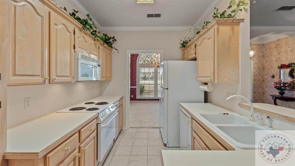 7208 N Richland Dr.