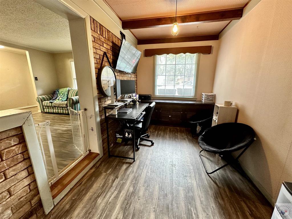 2608 Weaver Pl