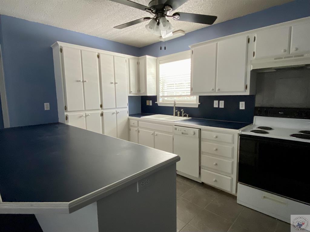 2920 Daniels Chapel Rd.
