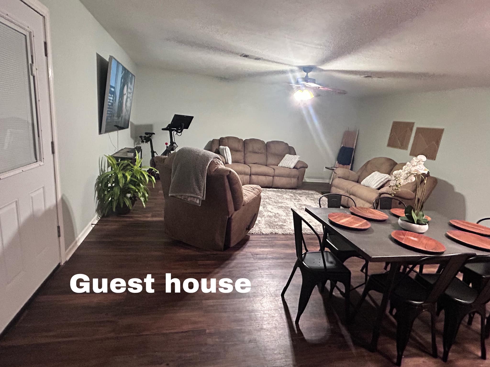 11 Big Oak Ln.
