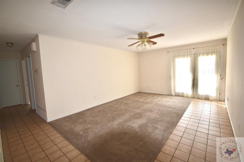 4005 Pecos St.