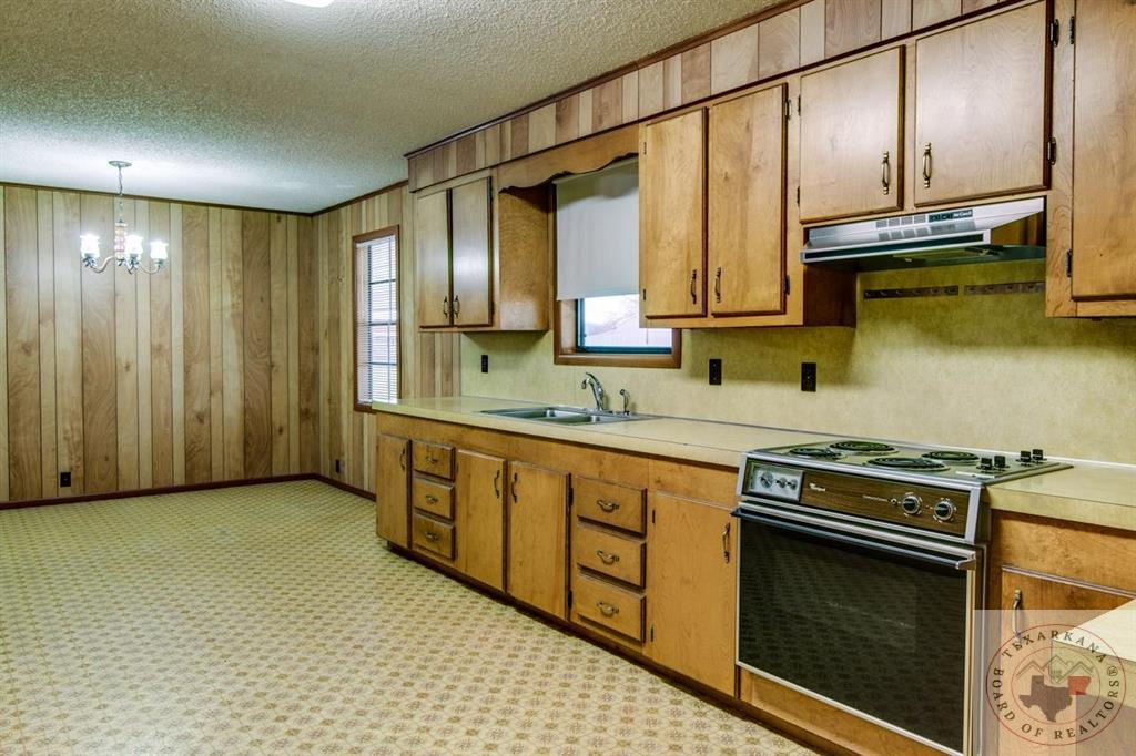 1608 Goodwin Rd.