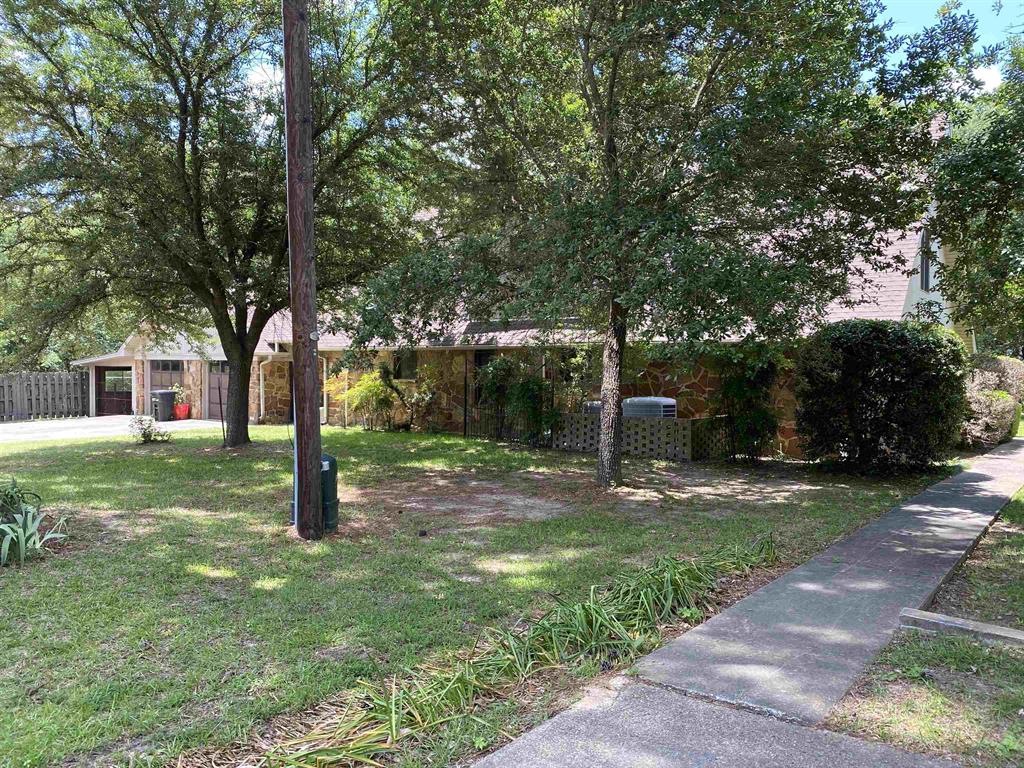 610 Westwood
