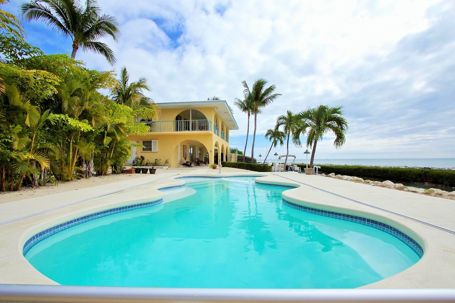 254 W Seaview Cir