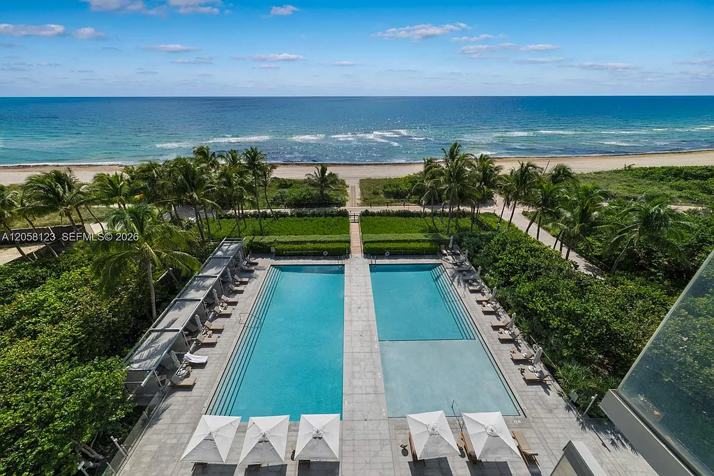 8701 Collins Ave #701