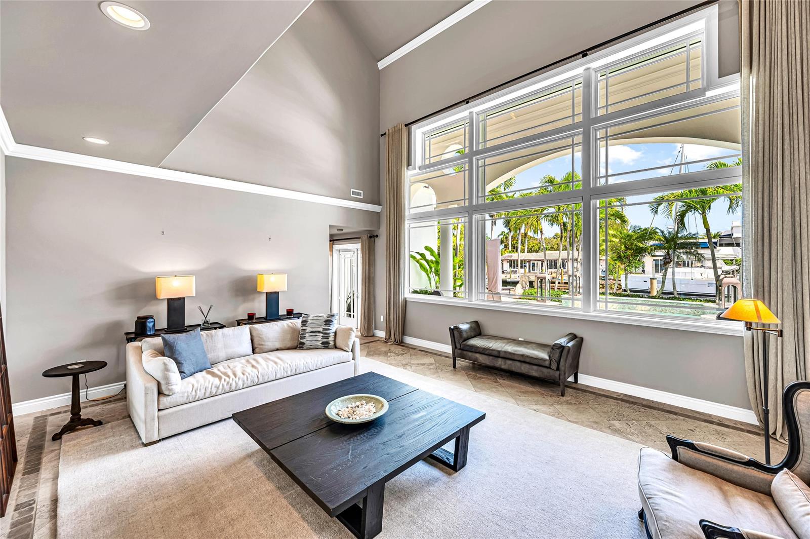 166 Royal Palm Dr