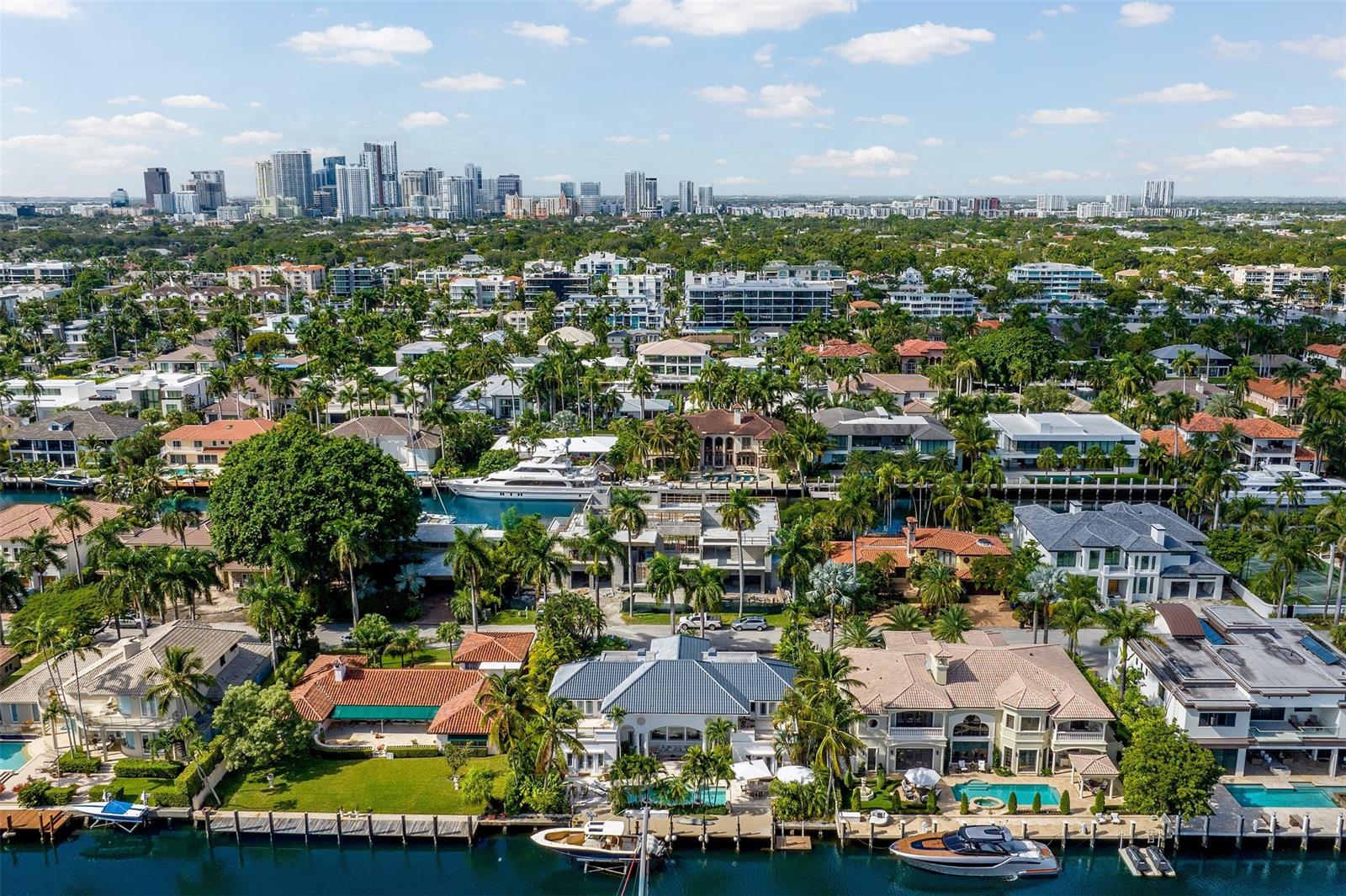 166 Royal Palm Dr