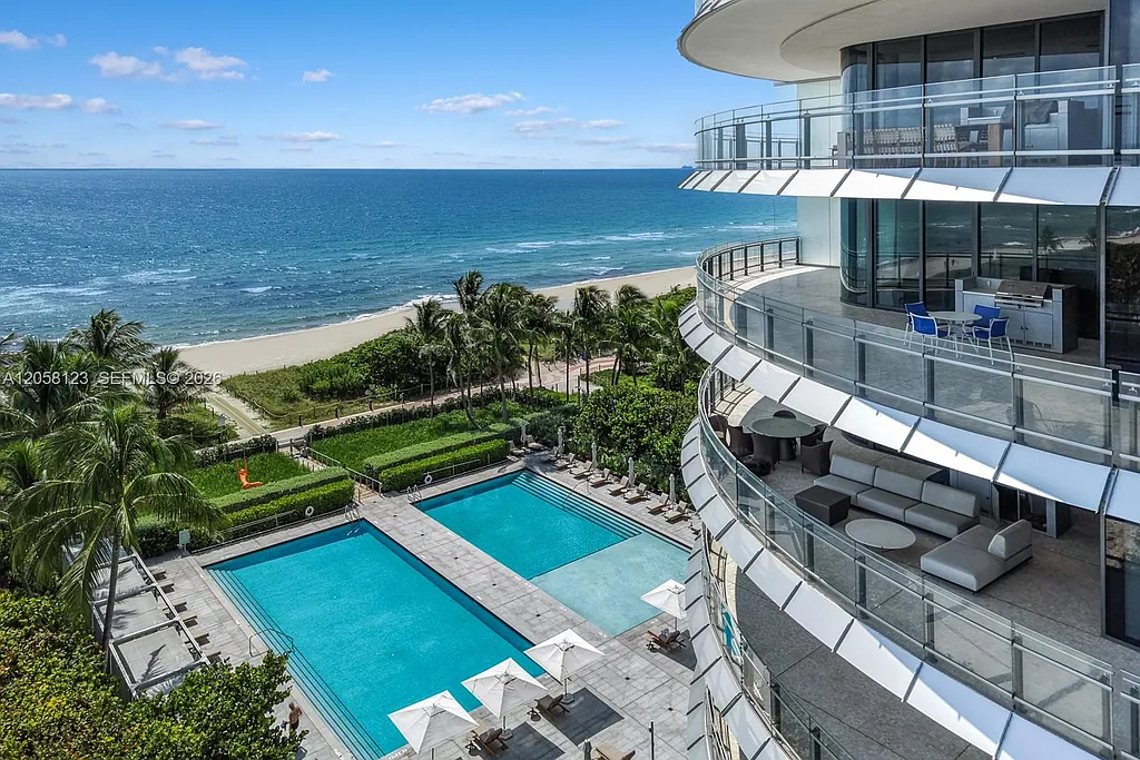 8701 Collins Ave #701