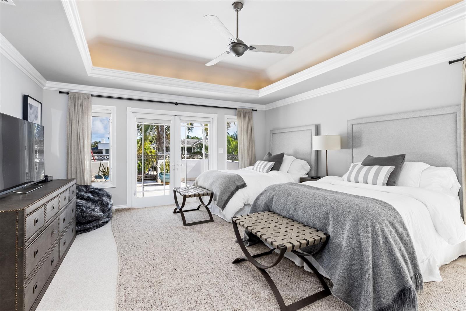 166 Royal Palm Dr