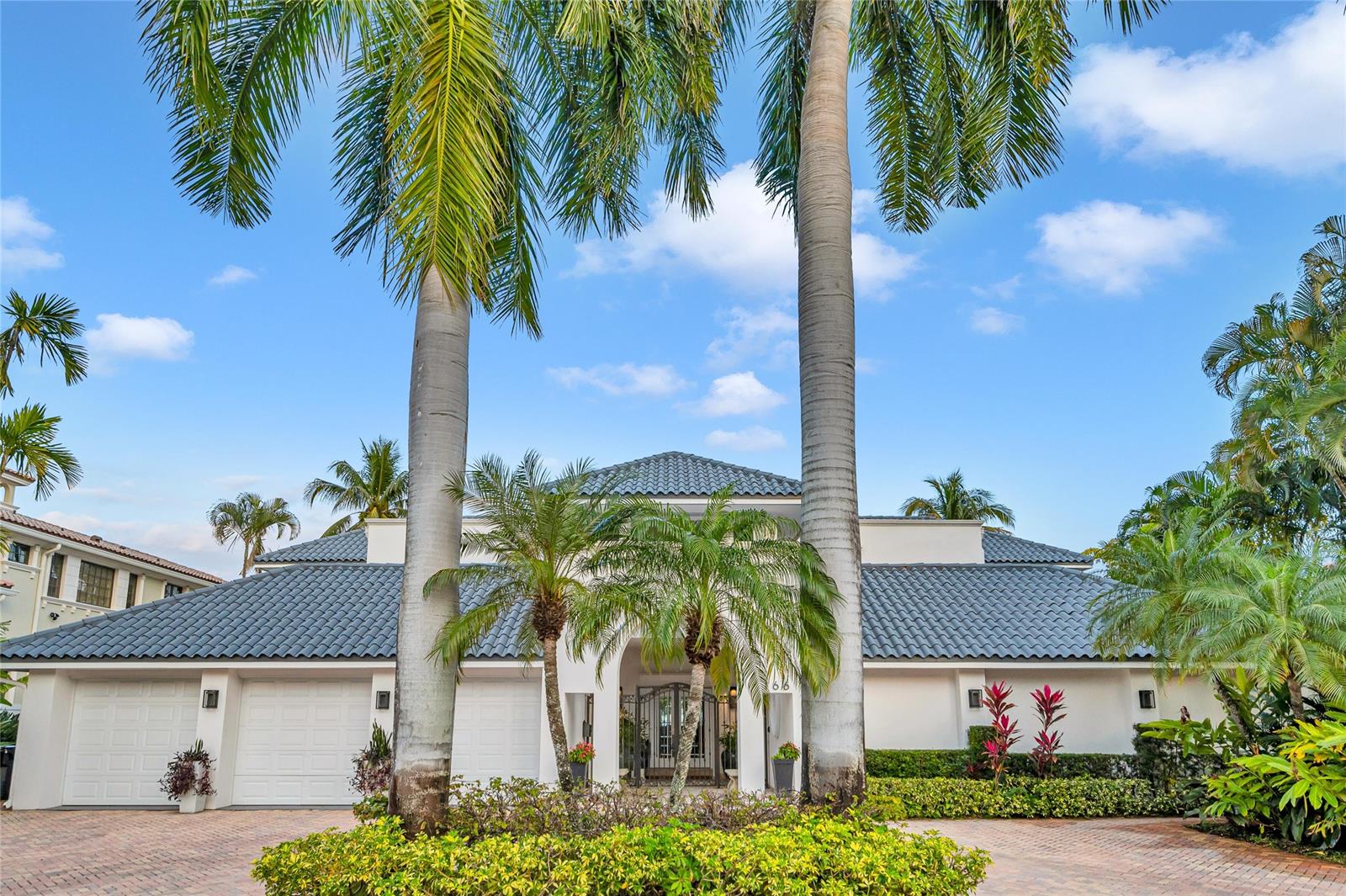 166 Royal Palm Dr