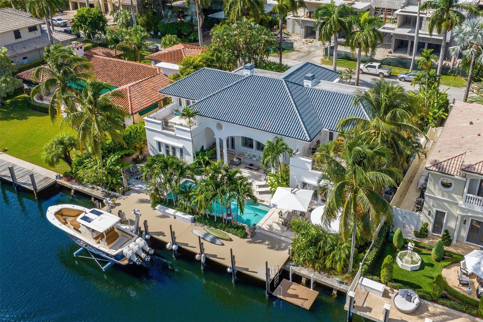 166 Royal Palm Dr