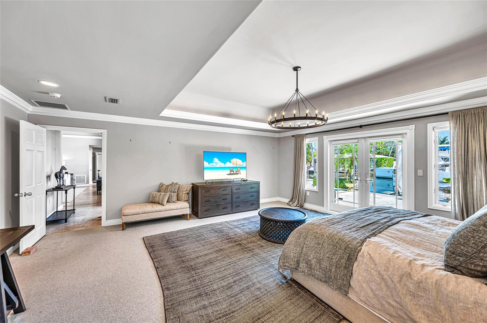 166 Royal Palm Dr