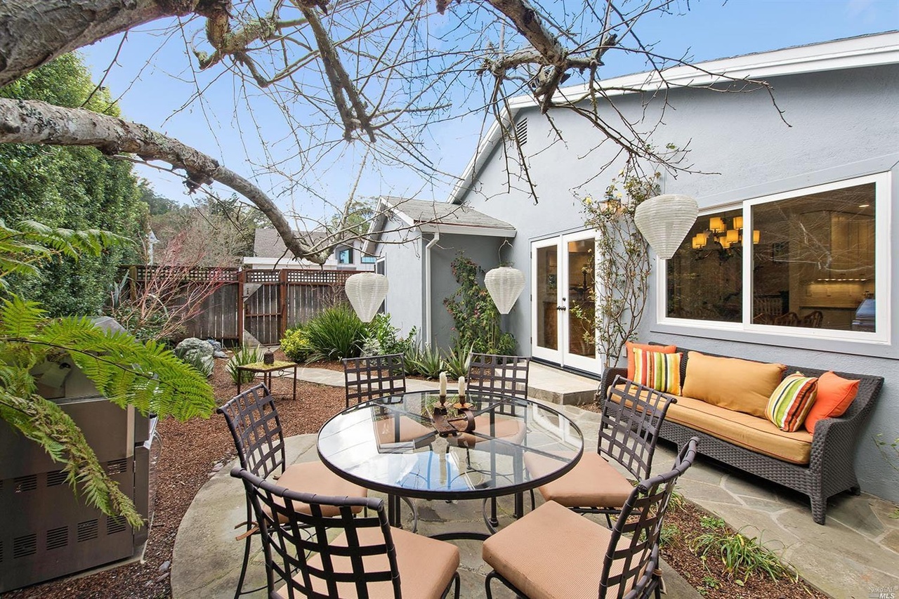 267 Evergreen Ave