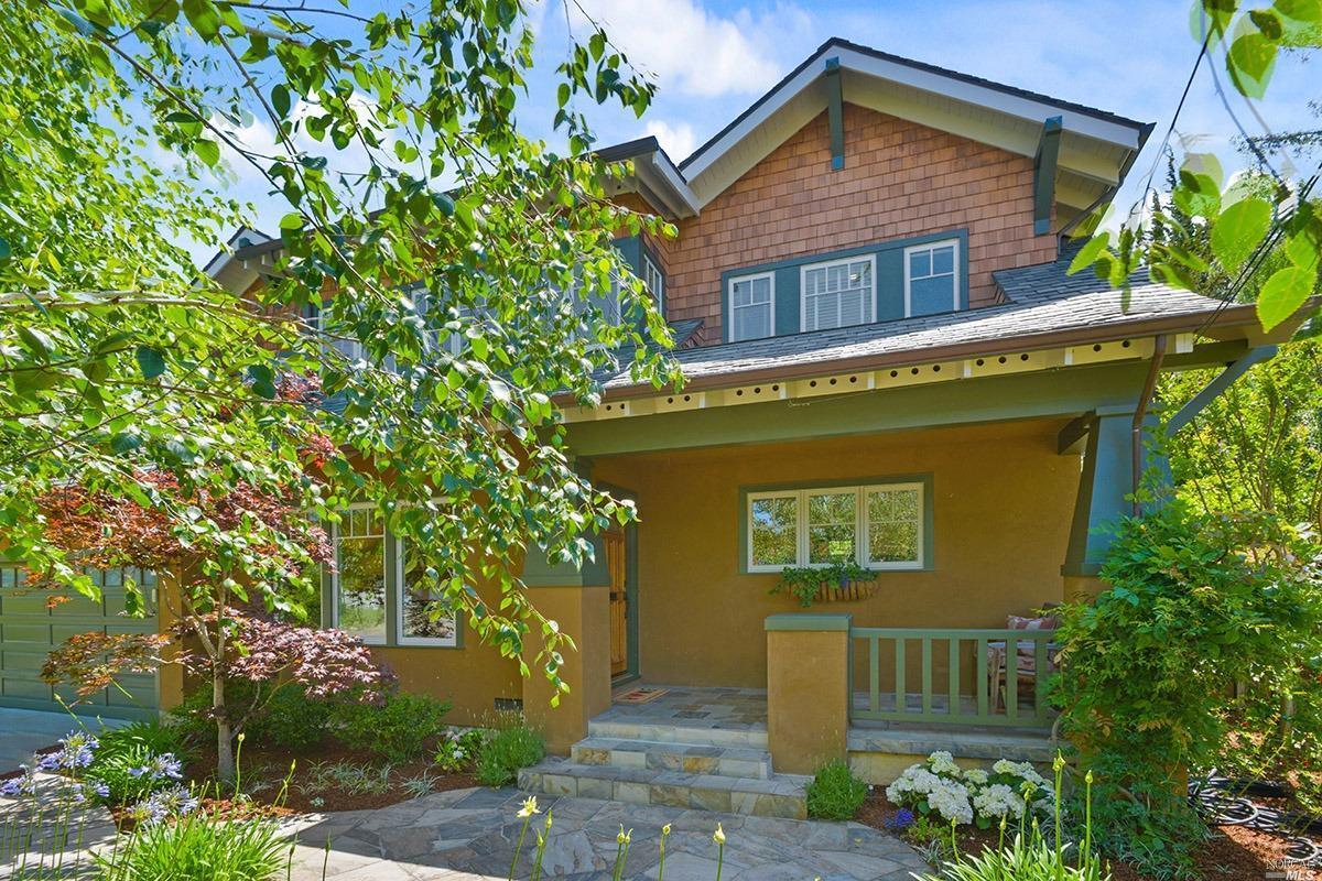 8  Constance Dr
