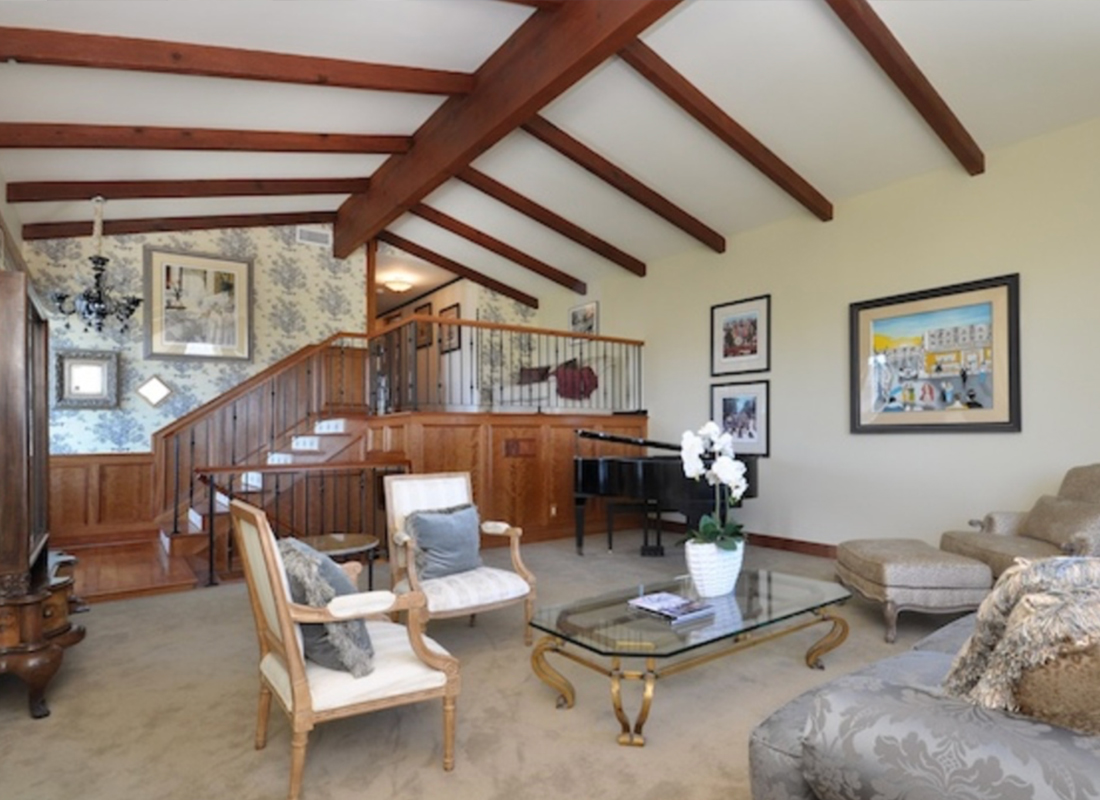 15098 Rayneta Drive