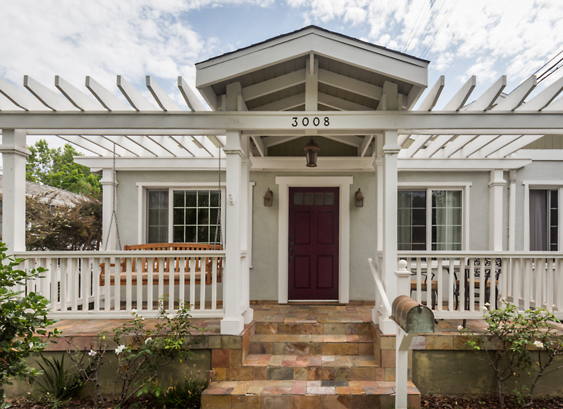 3008 Ocean Avenue