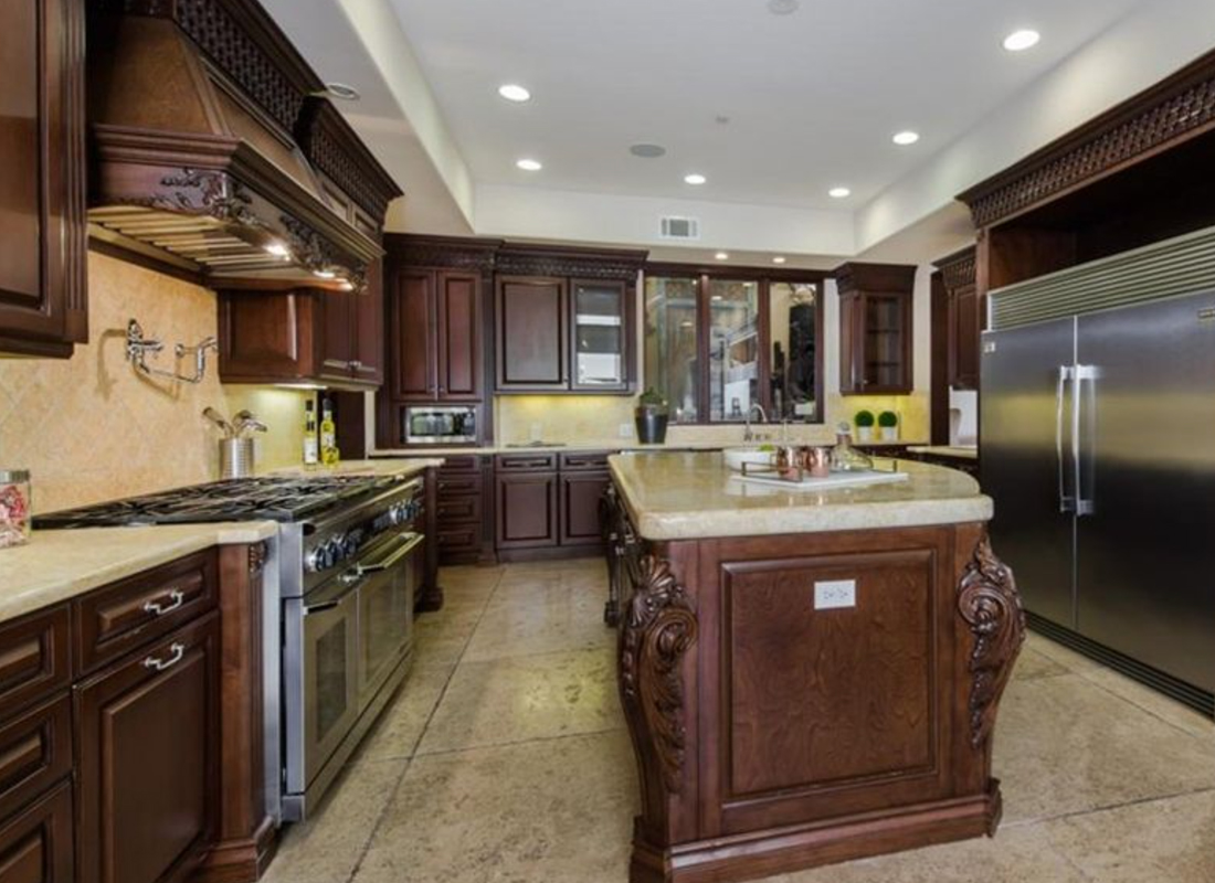6191 Temple Hill Drive