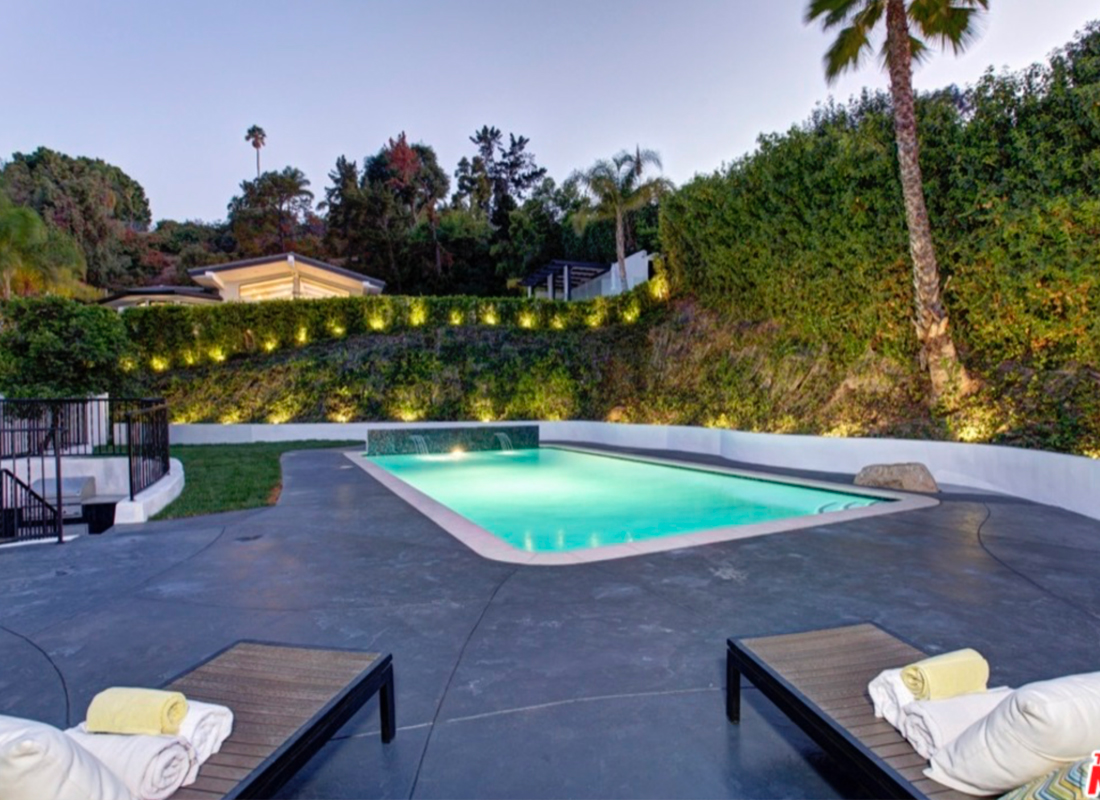3712 Berry Drive