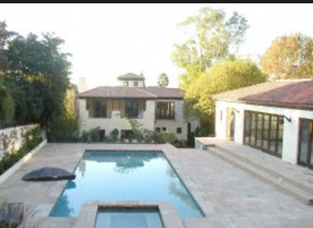 1164 N. Doheny Drive
