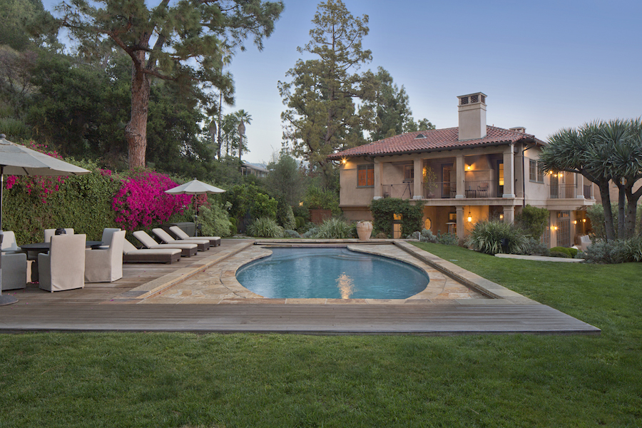 1251 Lago Vista Drive