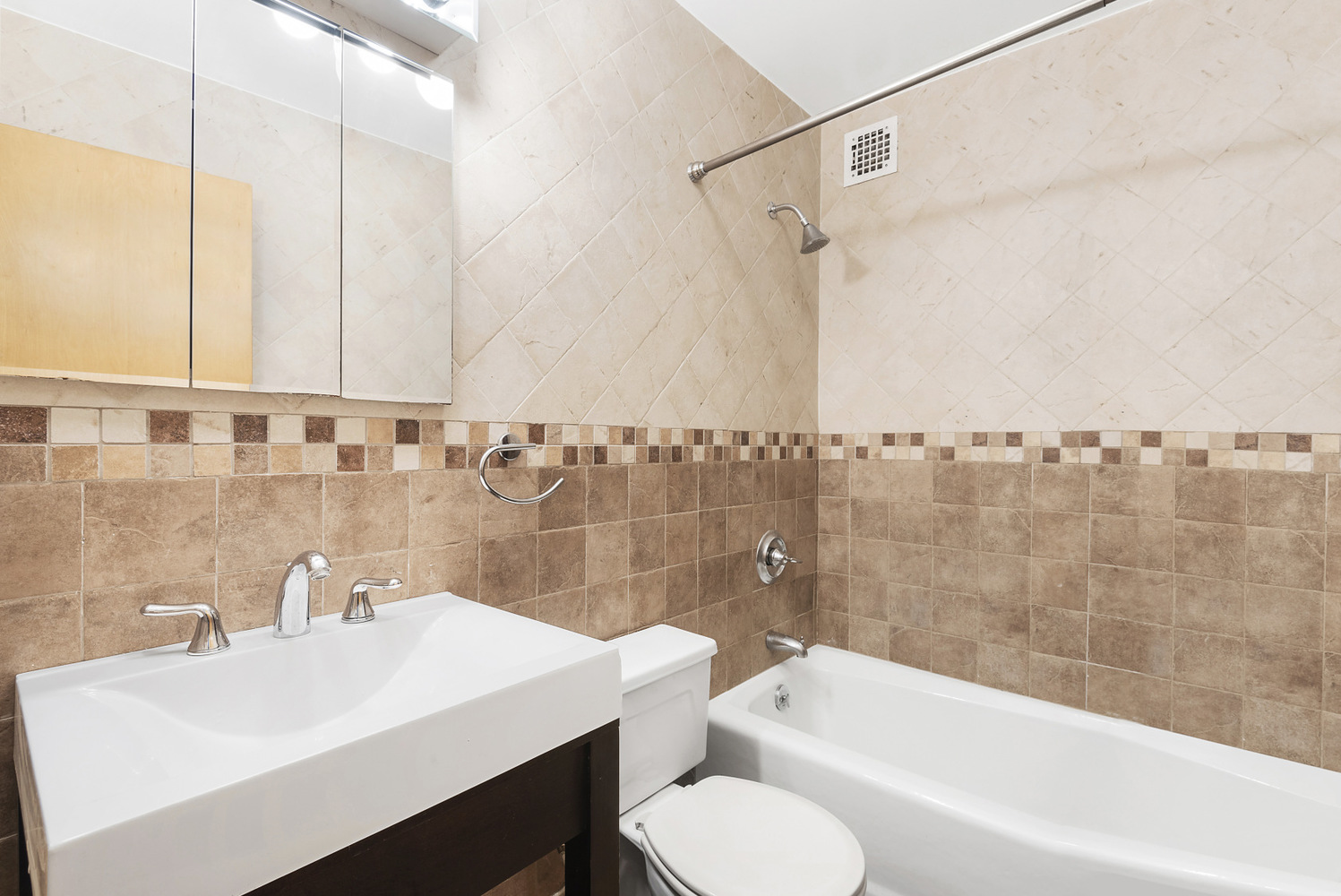 61 Irving Place 1A