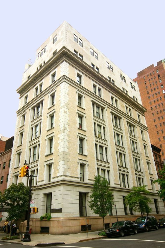 61 Irving Place 1A