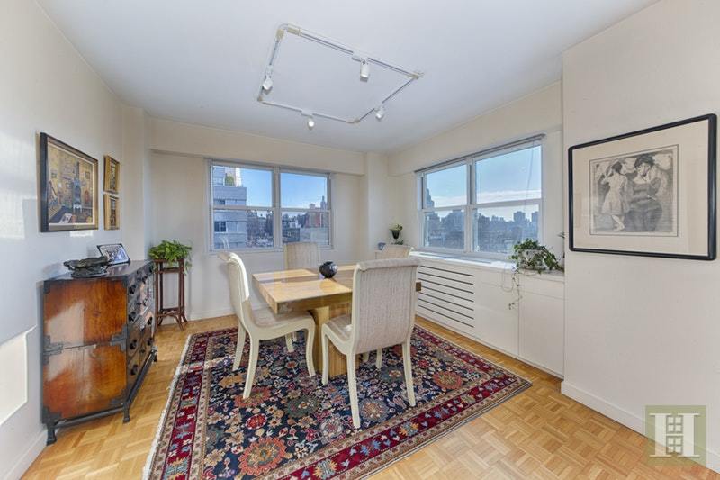 101 W 12th Street 14R