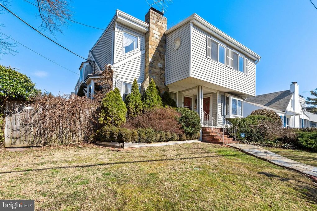5007 Hampden Lane