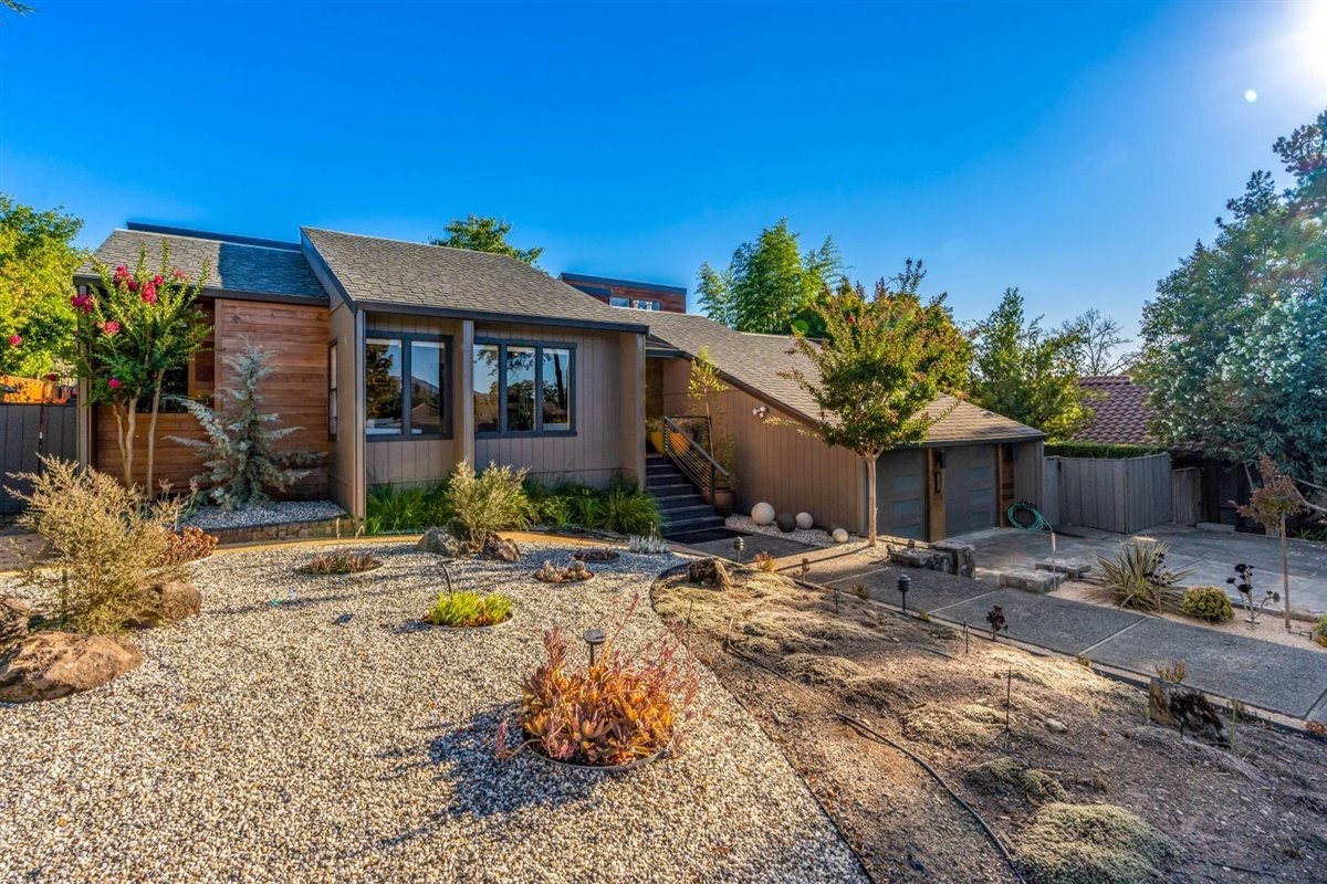 329 Saint Andrews Drive