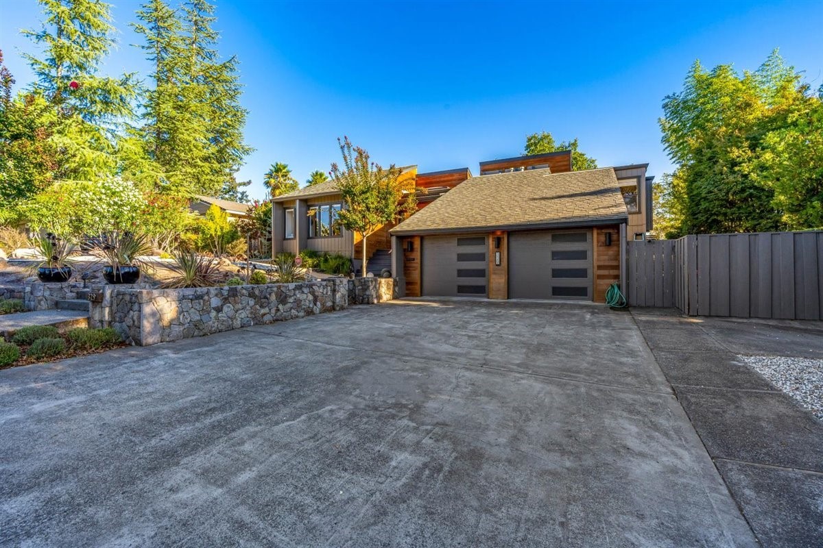 329 Saint Andrews Drive