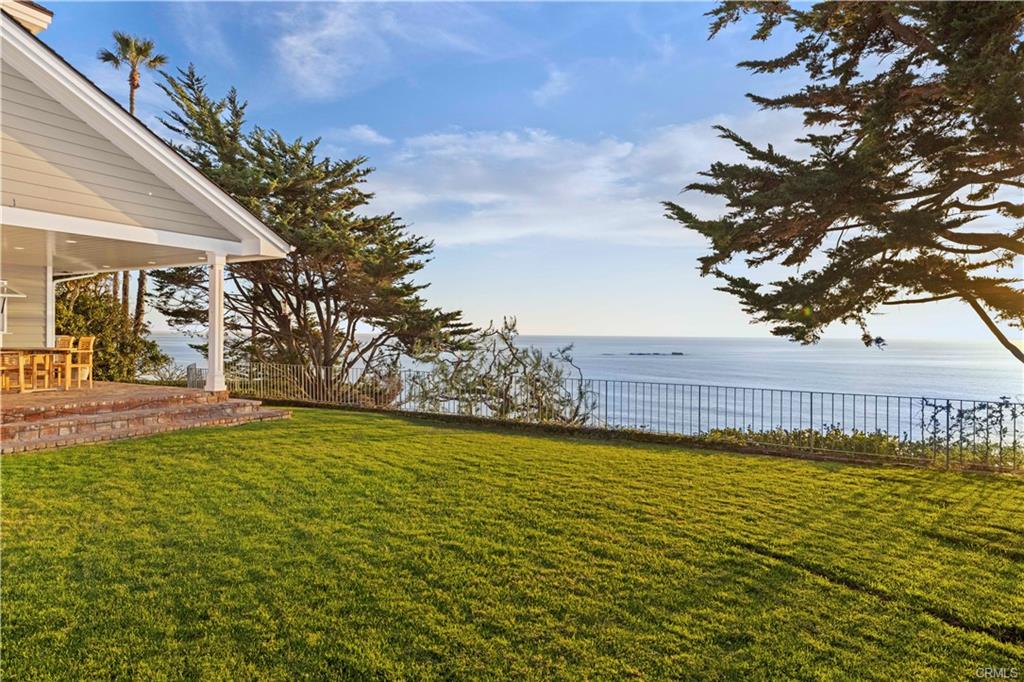 1820 Calle De Los Alamos