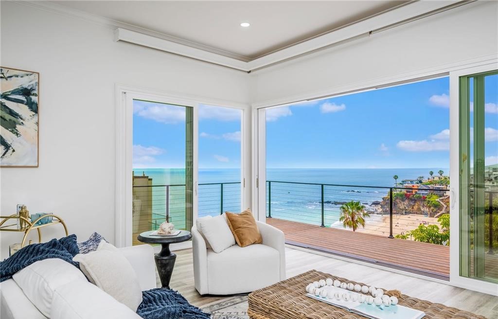 32015 Point Place
