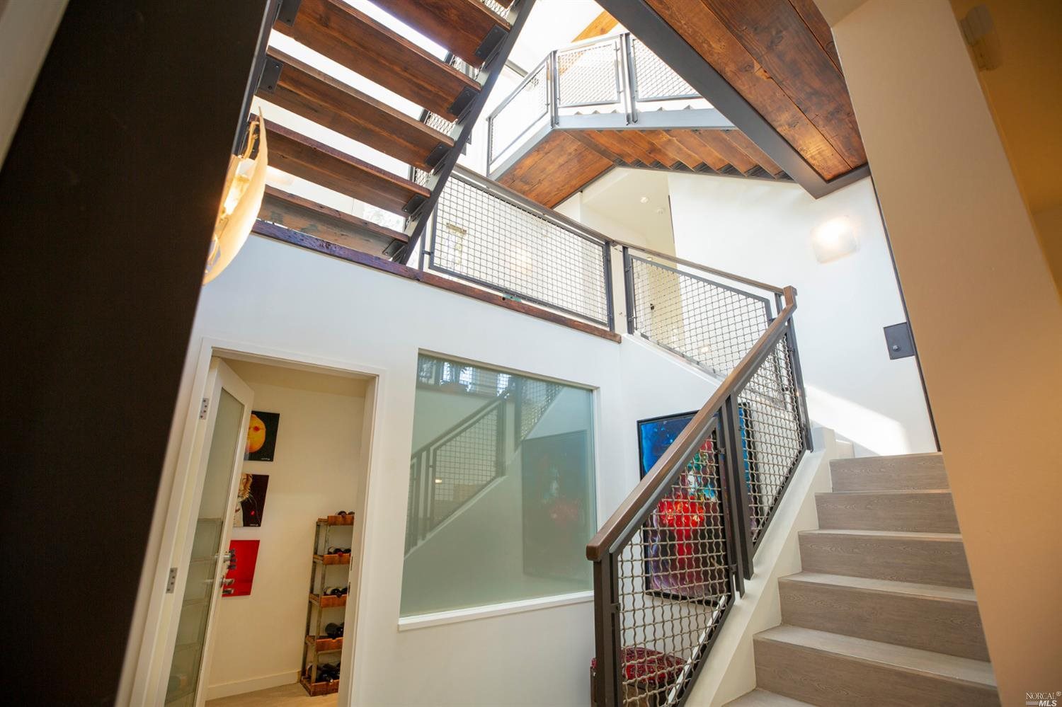4982 West Soda Rock