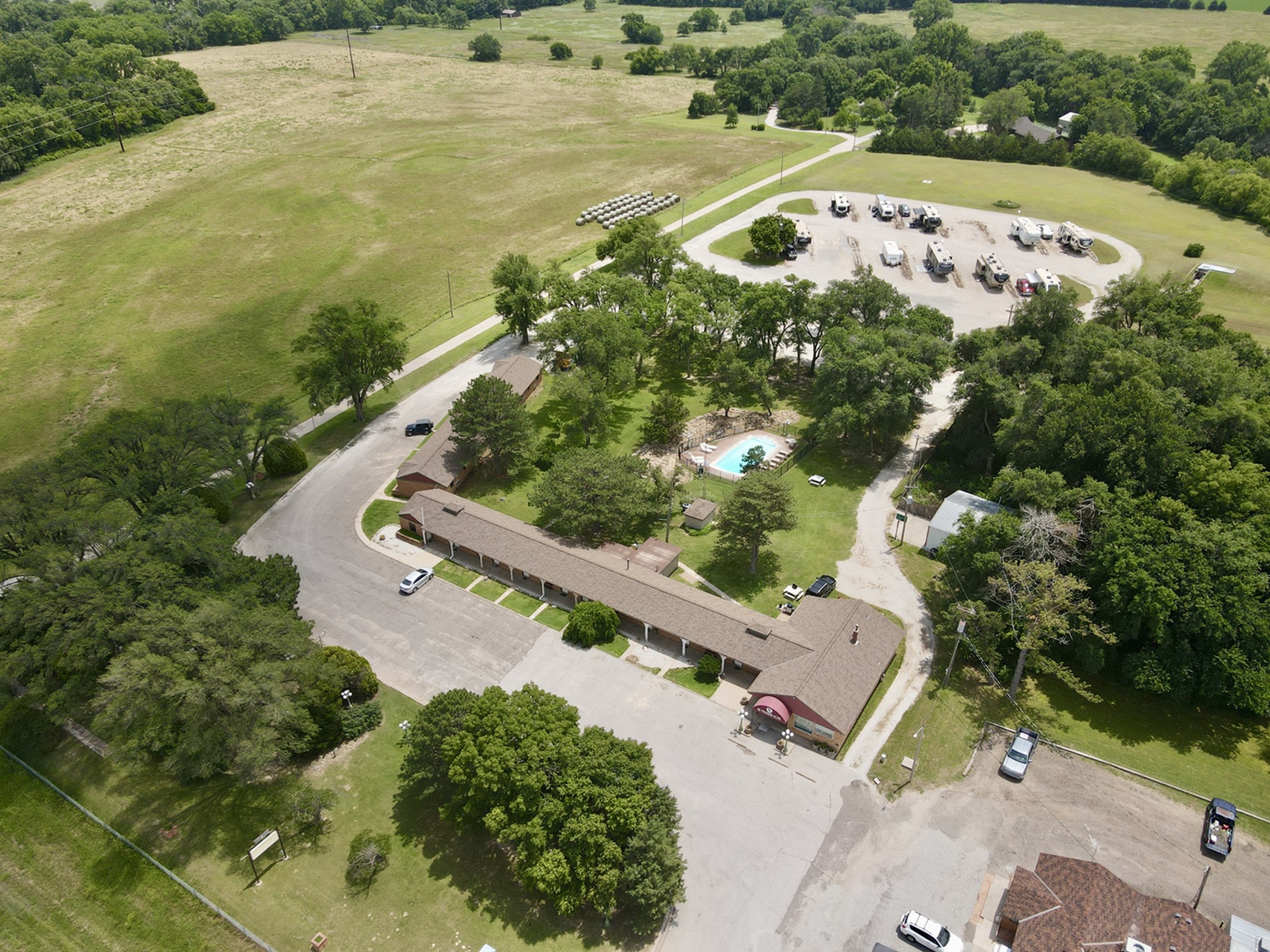 20001 W US Highway 54