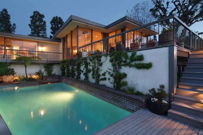 3875 Beverly Ridge Dr.
