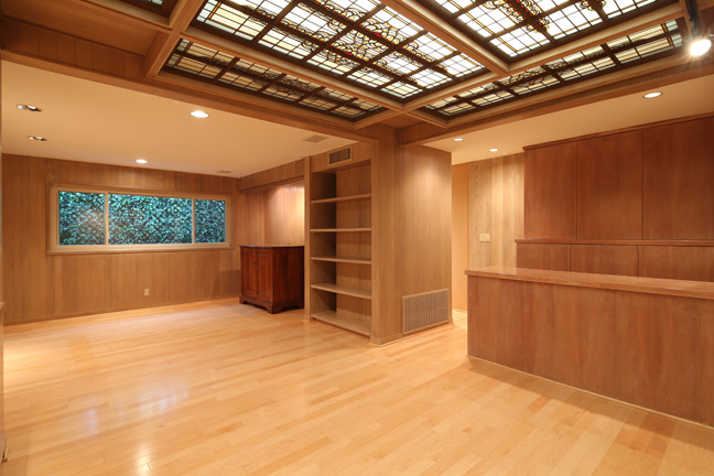 3875 Beverly Ridge Dr.