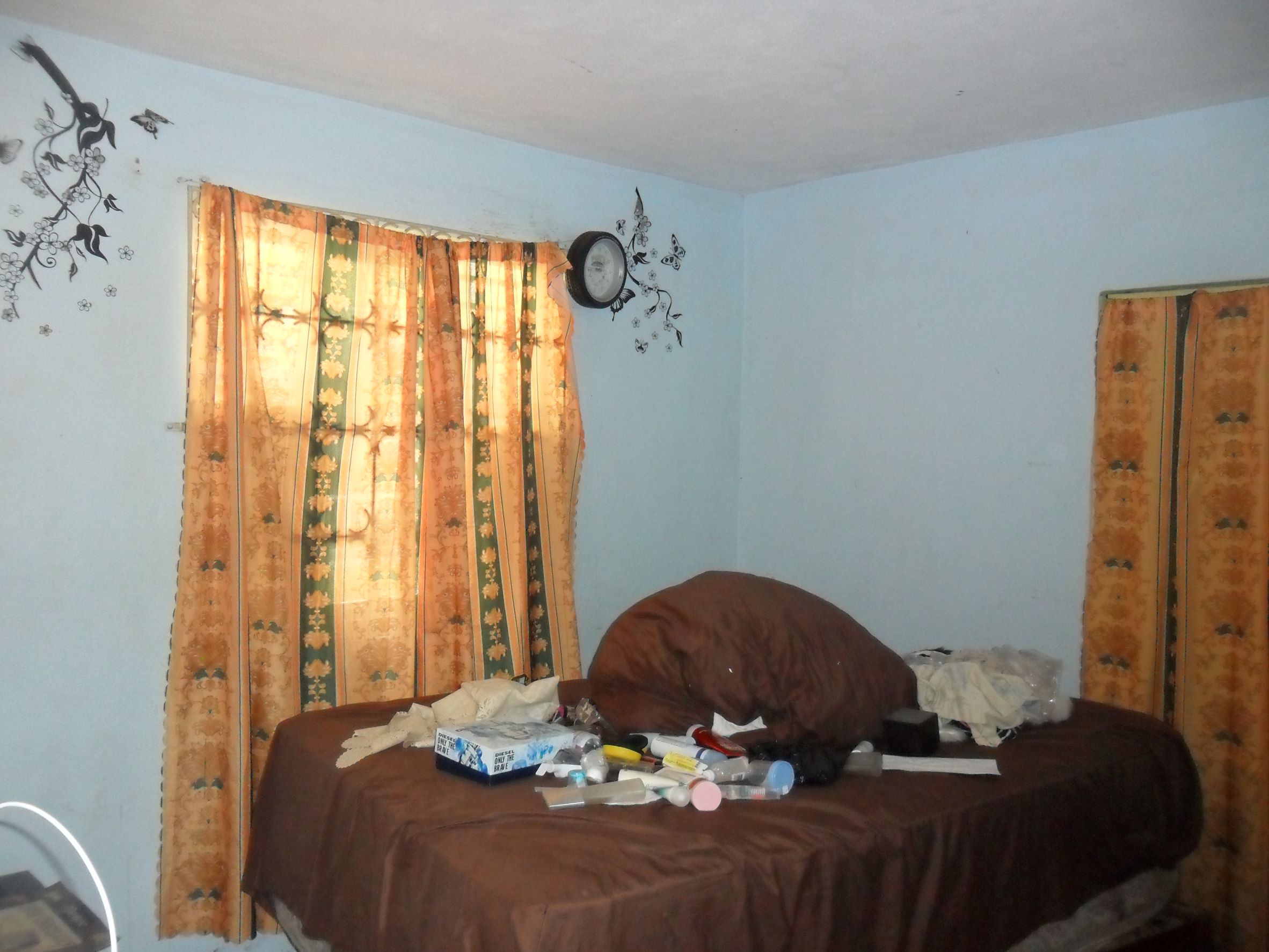24 SW 36th Way