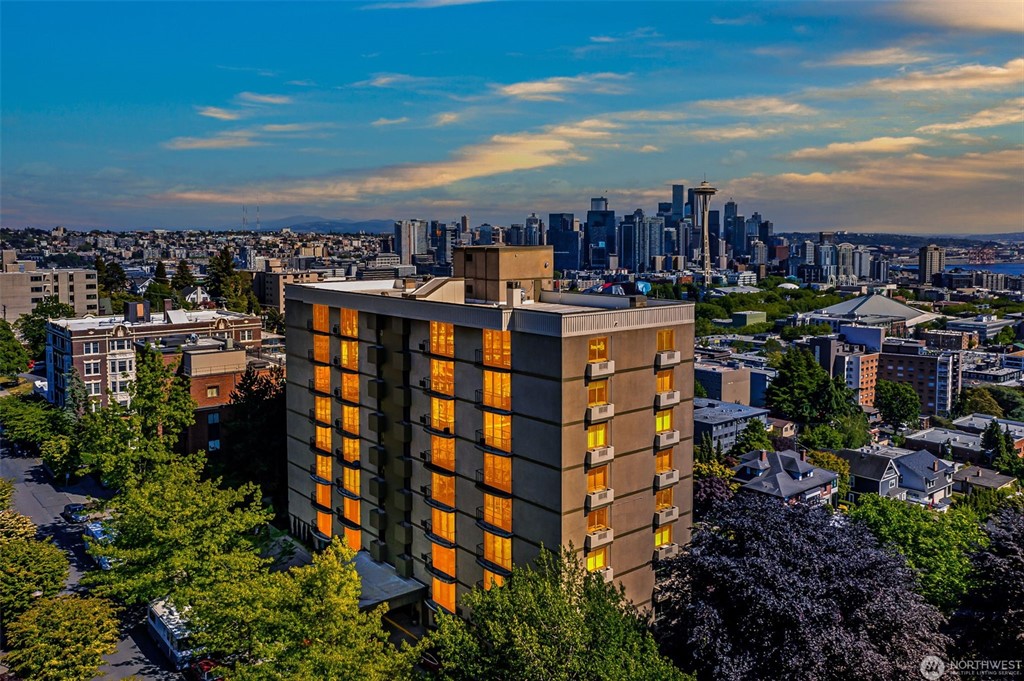 111 W Highland Drive  2E 