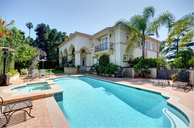 2074 De Mille Dr