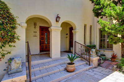 311 N. Orange Dr