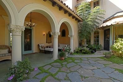 4963 Los Feliz Blvd