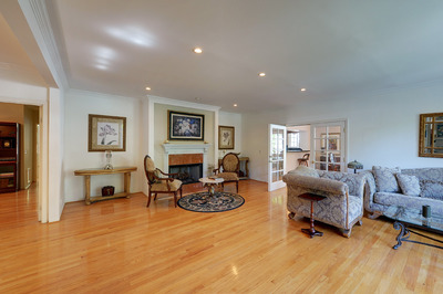 2609 Commonwealth Ave