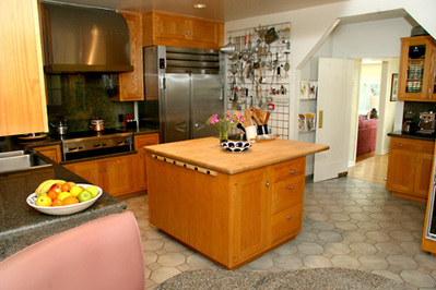 2431 Catalina