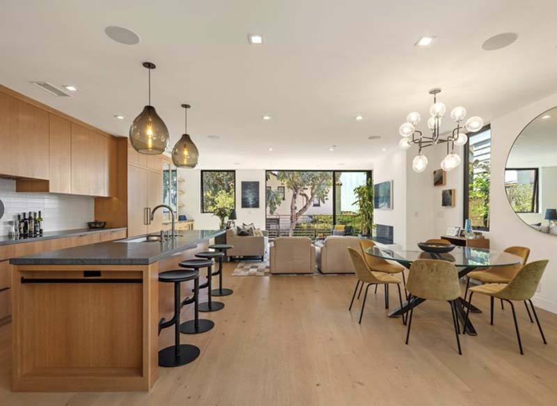 2015 Monterey Boulevard
