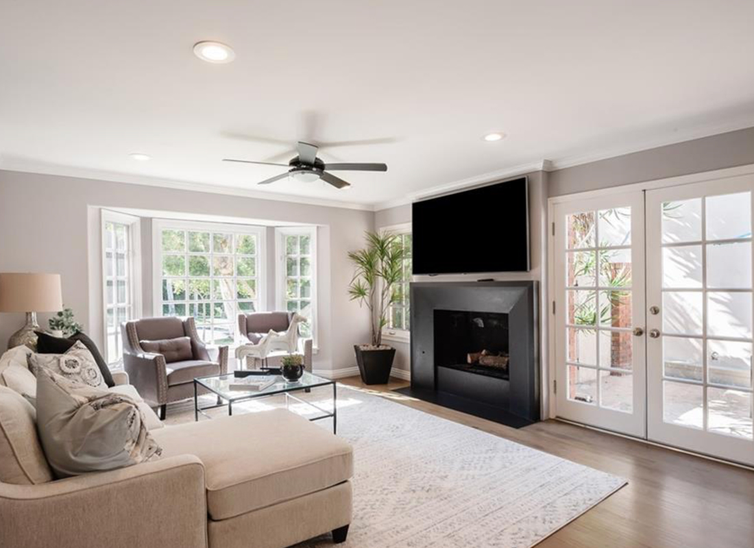 52 Village Circle